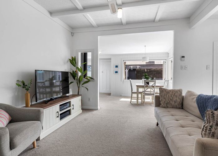  at 4A Coronation Street, Belmont, North Shore City, Auckland