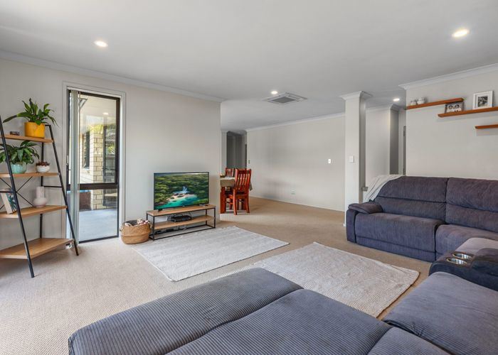  at 17 Stoneleigh Court, Papamoa Beach, Papamoa