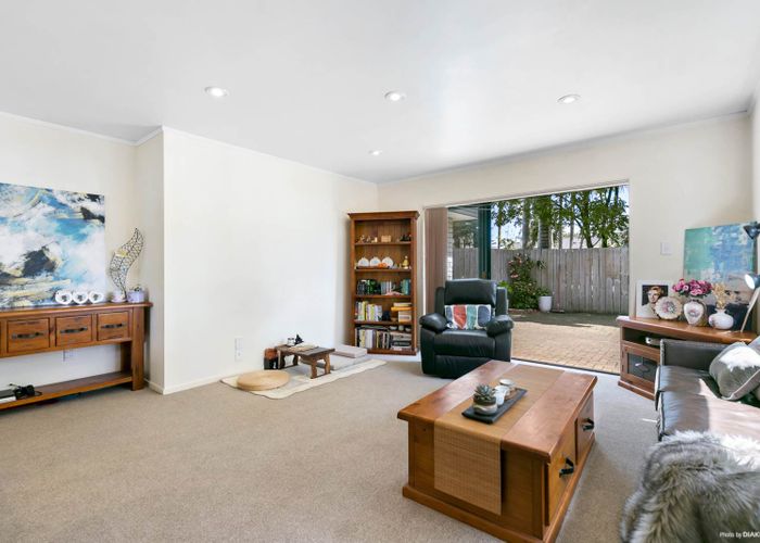  at 1/51 Millen Avenue, Pakuranga, Auckland