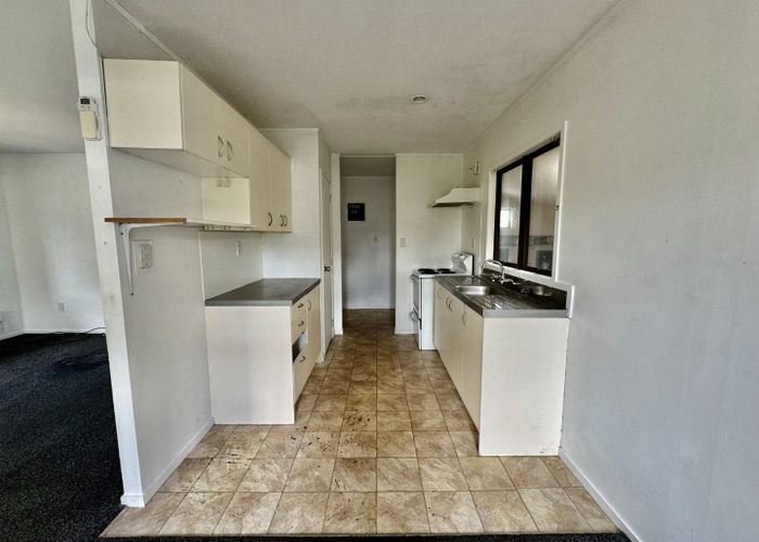  at 1/11 Burundi Avenue, Clendon Park, Manukau City, Auckland