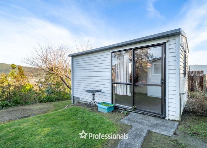  at 22 Vista Grove, Kelson, Lower Hutt, Wellington