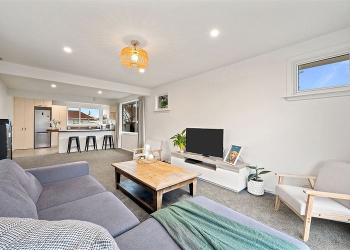  at 5 Adams Place, Woolston, Christchurch