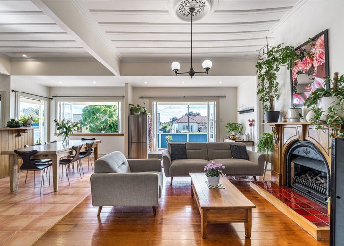  at 13 Mozeley Avenue, Devonport, Auckland