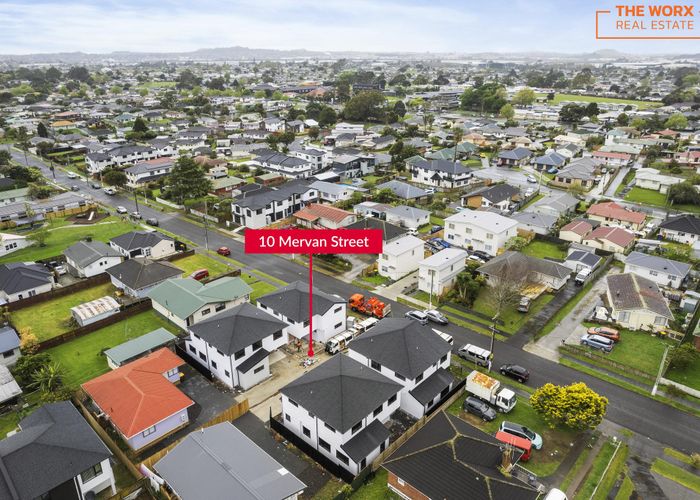  at 10 Mervan Street, Mangere East, Auckland