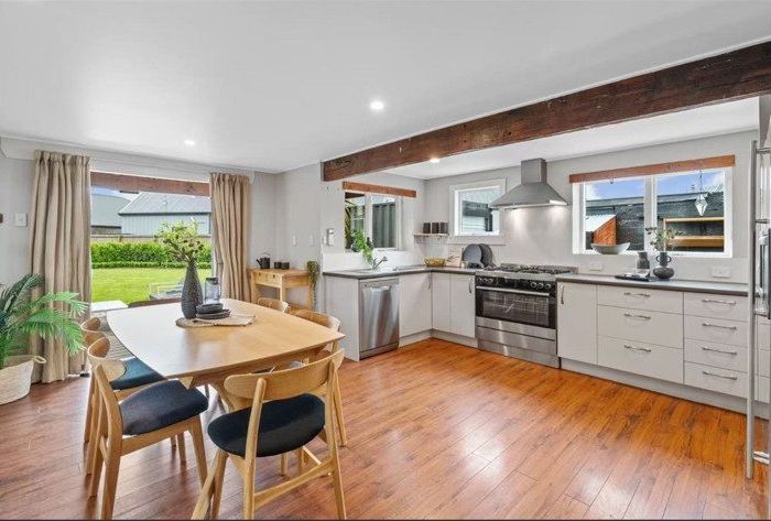  at 11 Meredith Street, Addington, Christchurch City, Canterbury