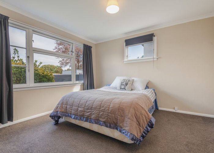  at 323 Botanical Road, West End, Palmerston North