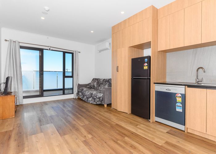  at 303/48 Clay Works Lane, New Lynn, Waitakere City, Auckland
