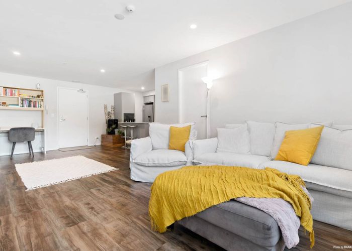  at 209/25 Bute Road, Browns Bay, North Shore City, Auckland