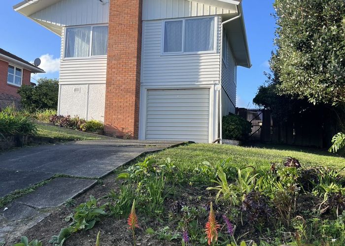  at 26 Hillview Avenue, New Windsor, Auckland City, Auckland