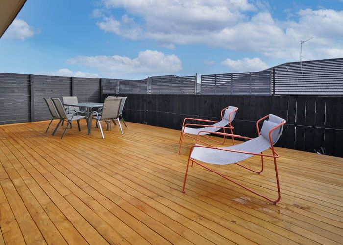  at 2/36 Maanihi Drive, Rototuna North, Hamilton