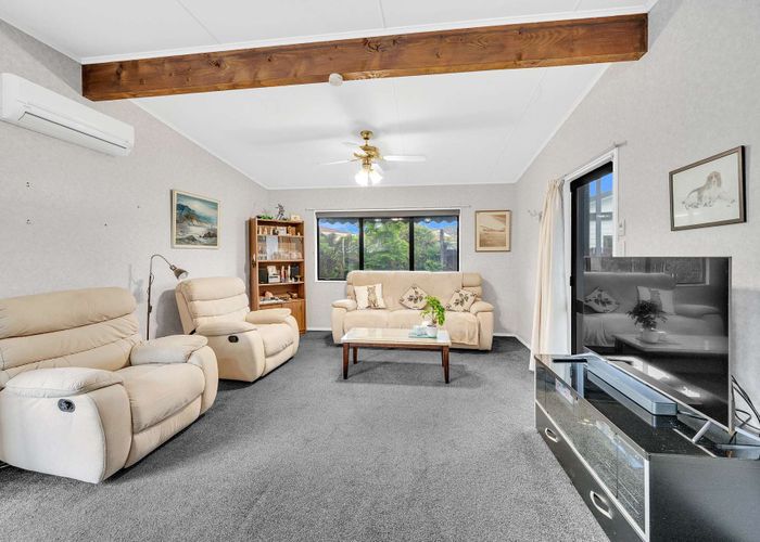  at 2/17 Townshend Crescent, Greenmeadows, Napier, Hawke's Bay