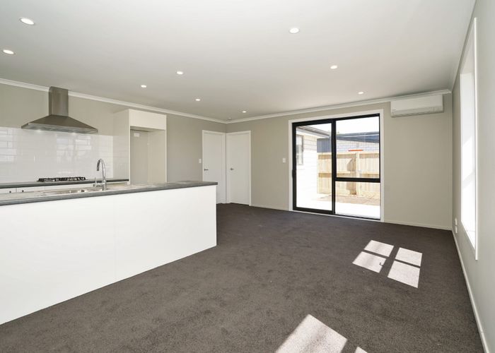  at 1/223 Baverstock Road, Grandview Heights, Hamilton