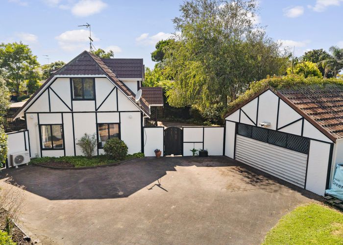  at 201 Carnoustie Drive, Wattle Downs, Manukau City, Auckland