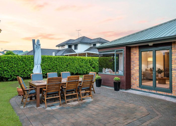  at 38 Rototuna Road, Flagstaff, Hamilton