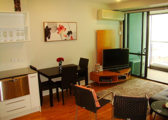  at 1406/18 Beach Road, Auckland Central, Auckland