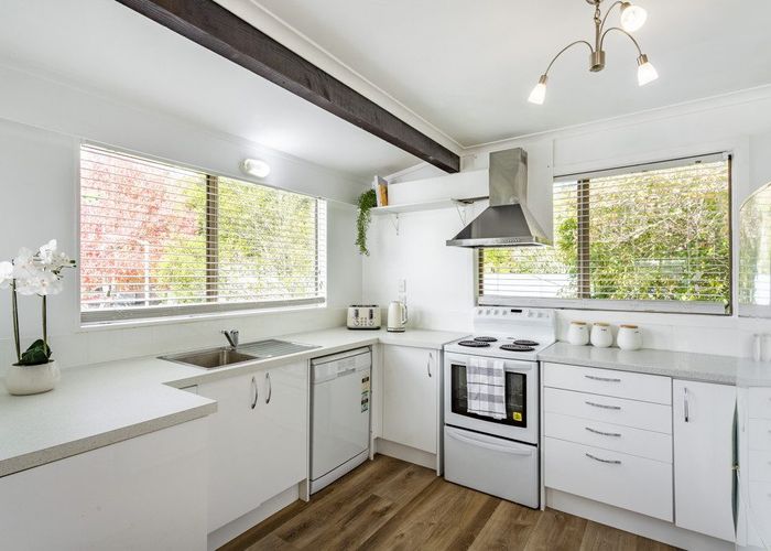  at 10 Harold Grove, Stokes Valley, Lower Hutt, Wellington