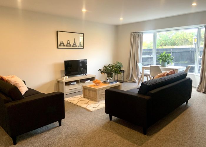  at 2/62 Office Road, Merivale, Christchurch City, Canterbury