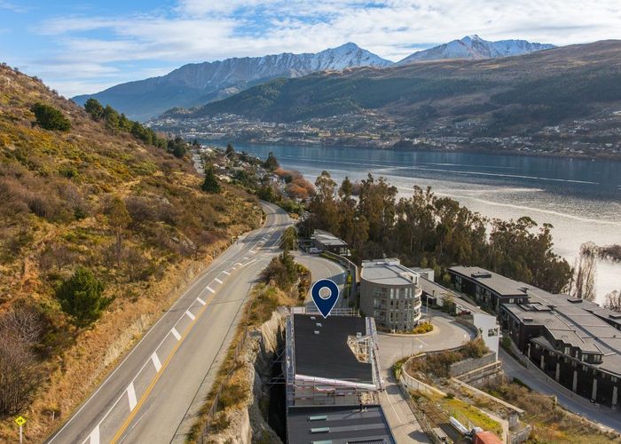  at 4 Northview Terrace, Kelvin Heights, Queenstown-Lakes, Otago