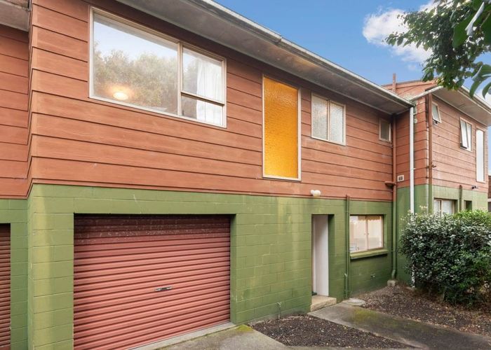  at 3/3 Akehurst Avenue, New Lynn, Auckland