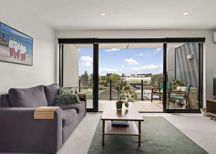  at 91/8 Thompson Park Road, Mount Wellington, Auckland City, Auckland