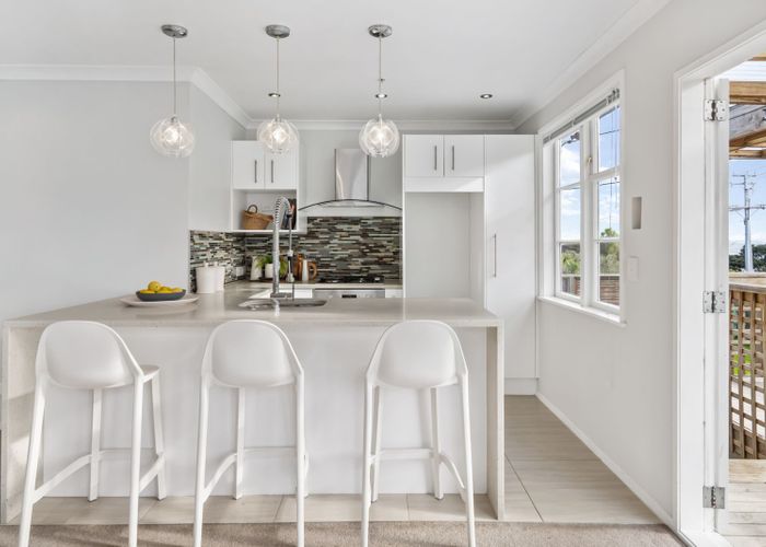  at 42A Island Bay Road, Beach Haven, North Shore City, Auckland