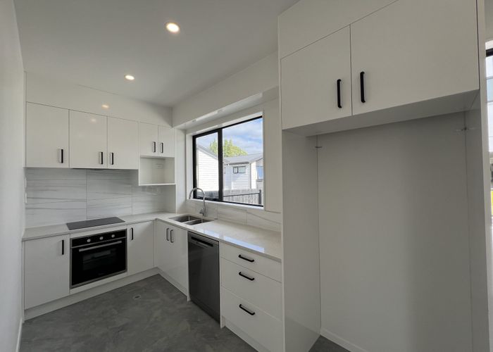 at 55B Redwood Drive, Massey, Waitakere City, Auckland