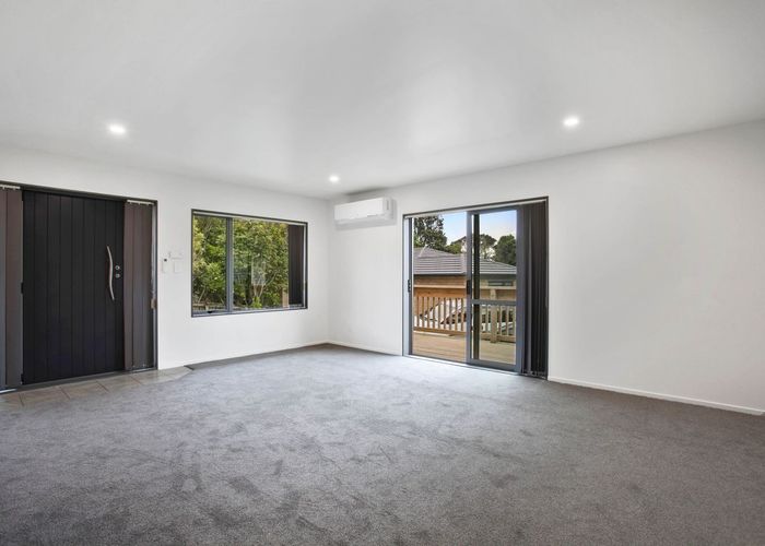  at 8 Vino Cina Heights, Henderson, Waitakere City, Auckland