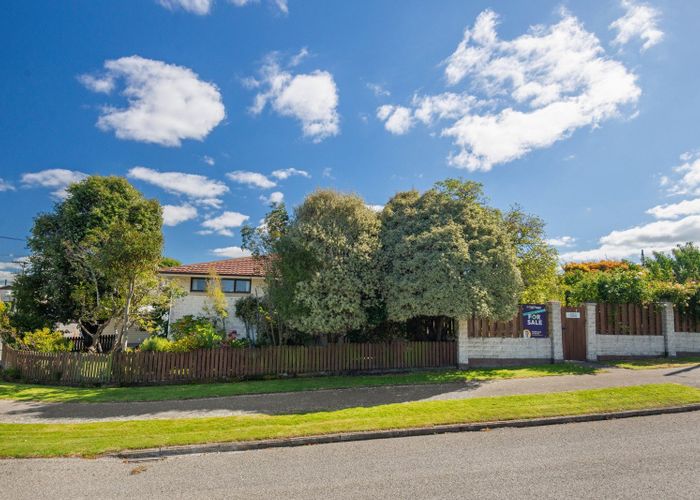  at 2 Glendale Crescent, Holmes Hill, Oamaru