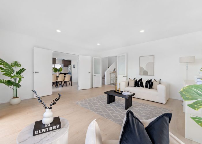  at 2/41 Raleigh Road, Northcote, North Shore City, Auckland