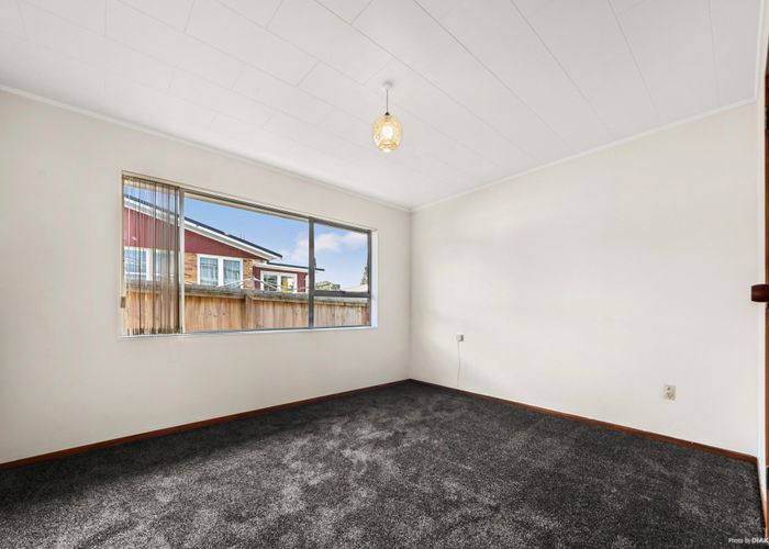  at 51 Nikau Street, New Lynn, Waitakere City, Auckland