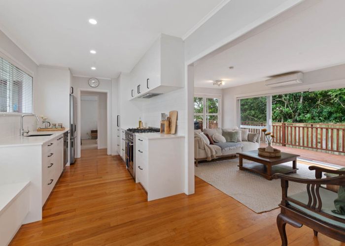  at 16  Wheatley Avenue, Pakuranga, Manukau City, Auckland