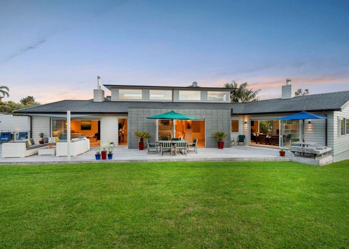  at 36 Oakford Park Crescent, Greenhithe, North Shore City, Auckland