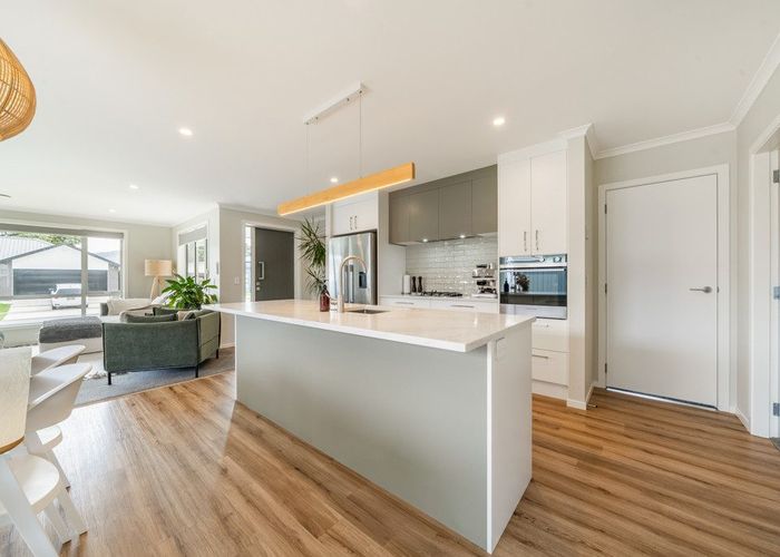  at 25 Cynisca Crescent, Wallaceville, Upper Hutt, Wellington