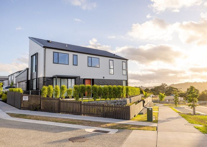  at 21 Te Ara Tu Para, Albany, North Shore City, Auckland