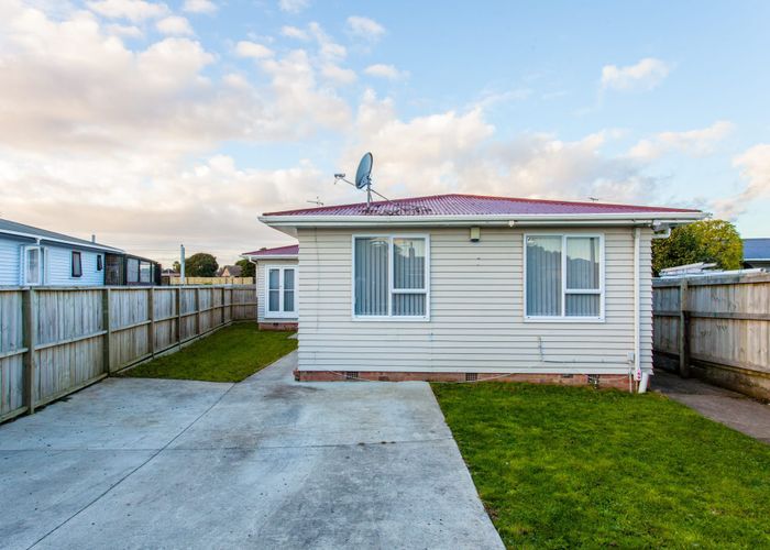  at 118 Gloucester Rd, Manurewa, Manukau City, Auckland