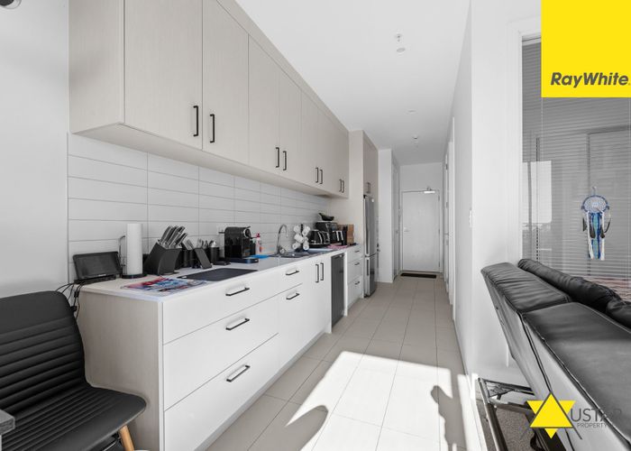  at 1001/8 Waikumete Road, Glen Eden, Waitakere City, Auckland