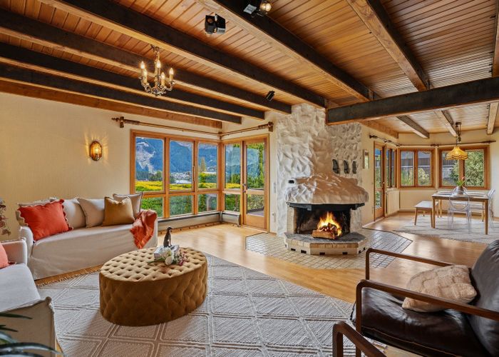  at 9 Cypress Court, Kelvin Heights, Queenstown-Lakes, Otago