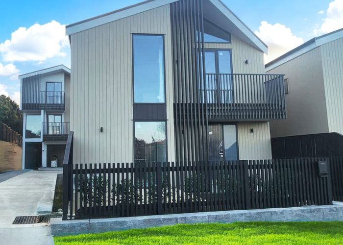 at Lot 4/12 White Heron Drive, Massey, Waitakere City, Auckland