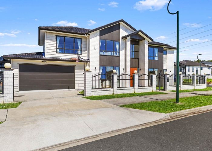  at 72 Charlestown Drive, Flat Bush, Manukau City, Auckland