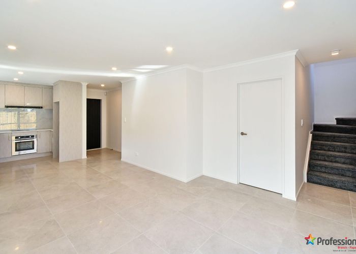 at 122A Buckland Road, Mangere East, Manukau City, Auckland