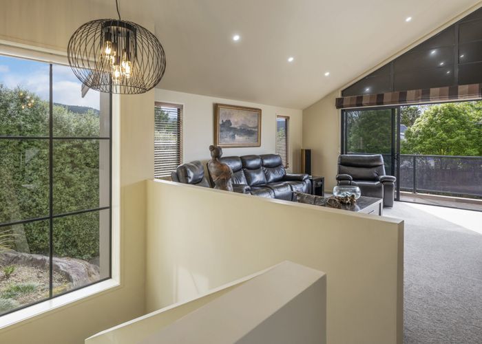  at 11 Gemini Place, Kawaha Point, Rotorua