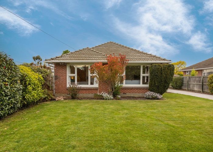  at 8 Roslyn Avenue, Mairehau, Christchurch