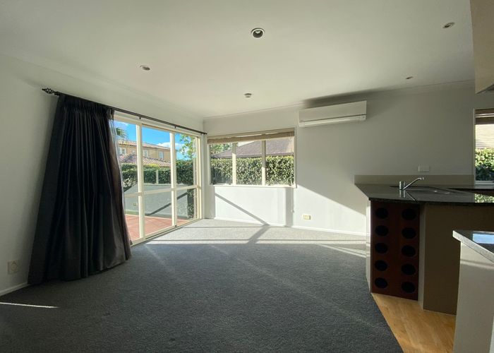  at 82 Mt Taylor Drive, Glendowie, Auckland City, Auckland