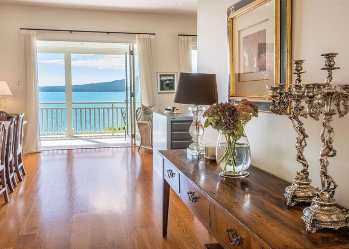  at 12A Seacliffe Avenue, Belmont, Auckland