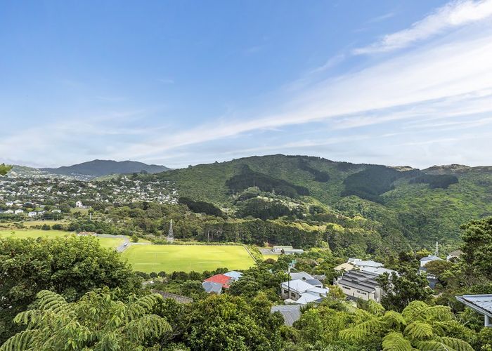  at 26 Bedford Street, Northland, Wellington