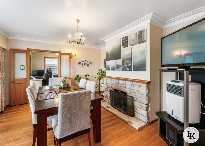  at 10 Hollinbrigg Place, Manurewa, Manukau City, Auckland