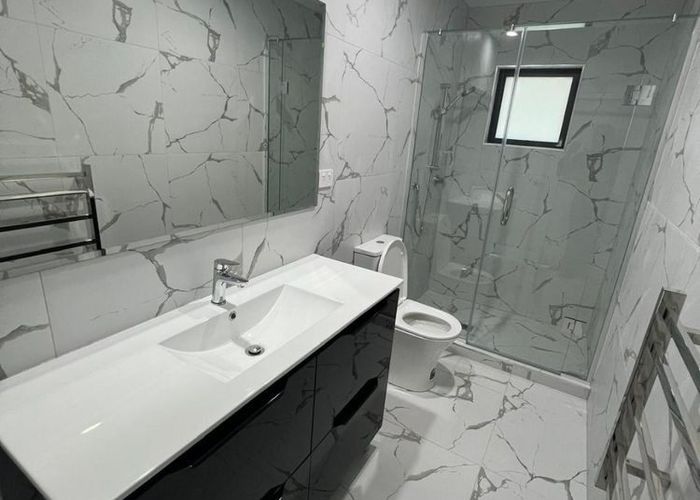  at 2/3 Donnell Avenue, Favona, Manukau City, Auckland