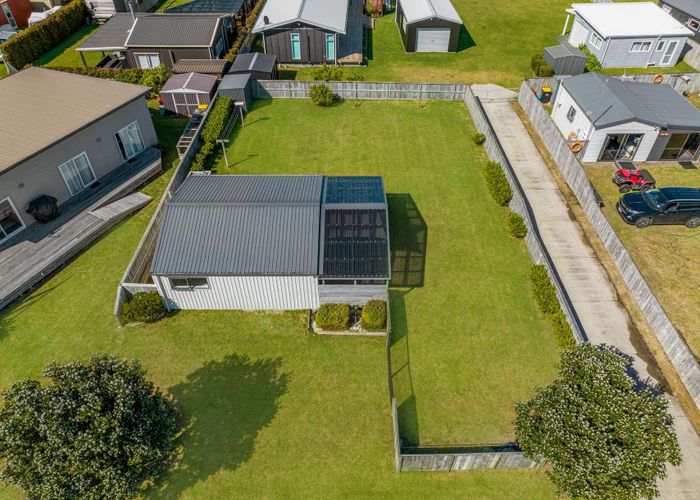  at 184 Ngaio Drive, Matarangi