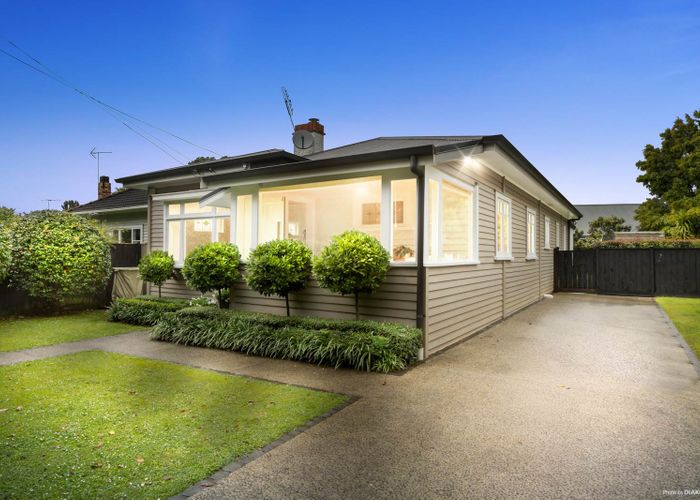  at 27 Jordan Avenue, Onehunga, Auckland