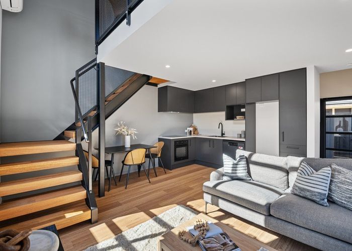  at 4/31 Division Street, Riccarton, Christchurch City, Canterbury